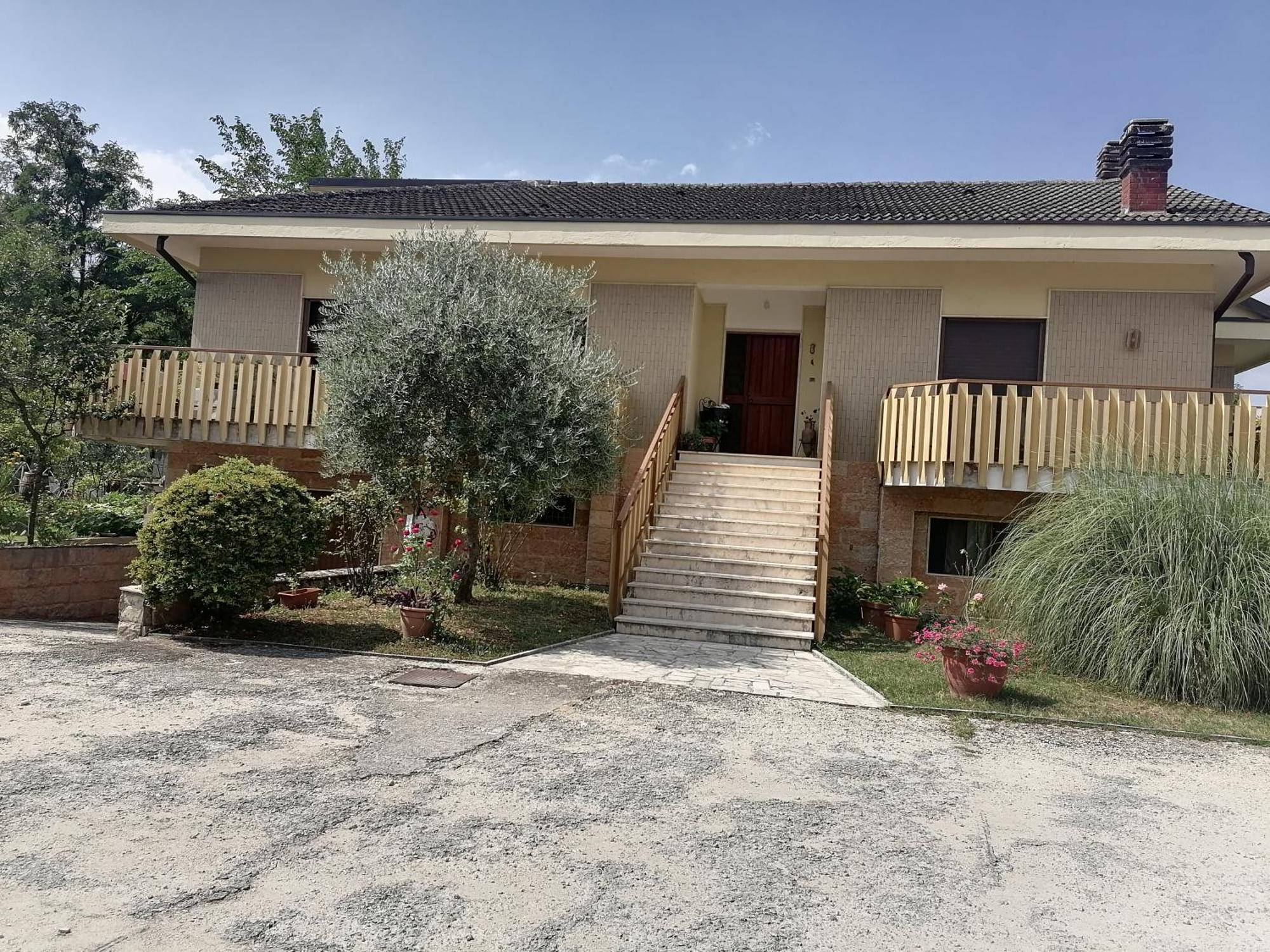 B&B Villaggio Sole Sulmona Kültér fotó